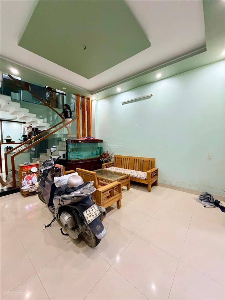 Bán nhà 3 tầng kiên cố đường trần quý khoách  gần biển liên chiểu, đà nẵng