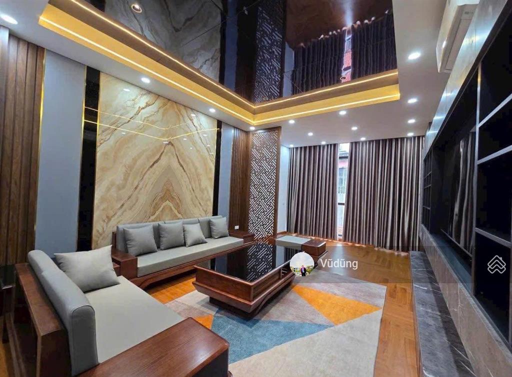 Bán nhà nguyễn văn cừ, long biên 52m2, 7t mt4.2m, lô góc 2 thoáng, thang máy, gara ô tô, đủ đồ