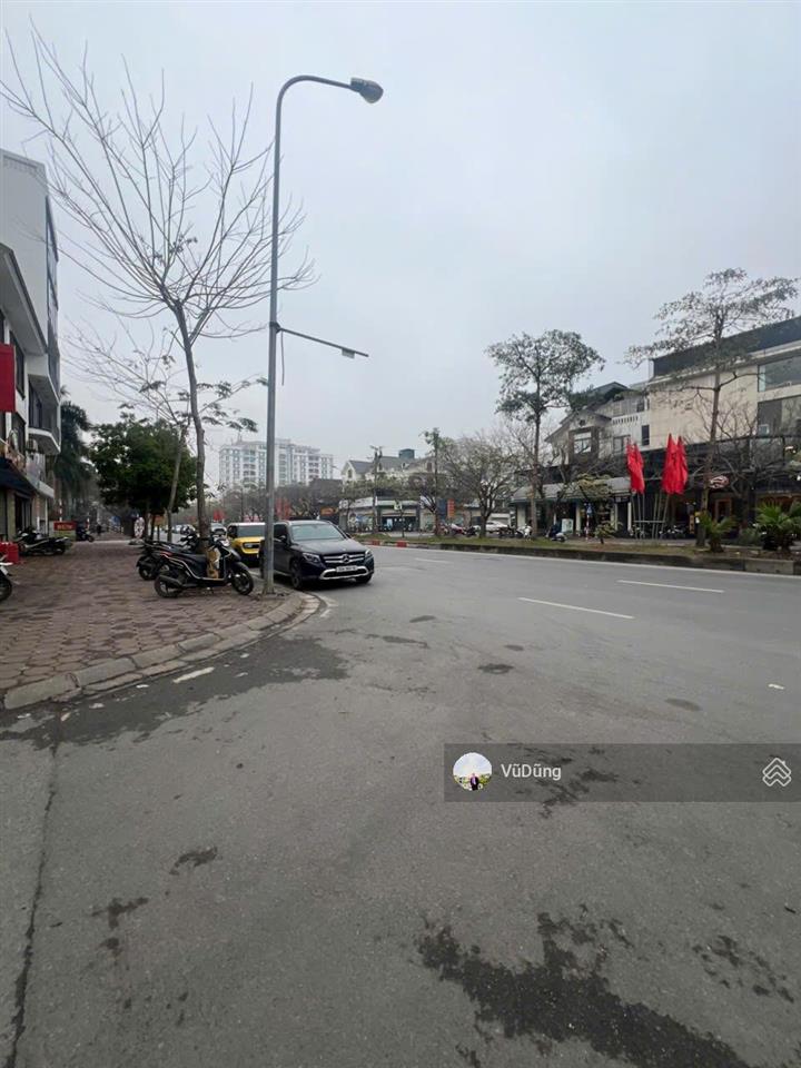 Bán nhà phân lô quân đội phúc đồng, dt 88 m2, 8 tầng, mt 5m, gara ô tô, thang máy, full nội thất