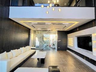 Nhà đẹp ở ngay tại ngọc thụy dt 60m2, 8 tầng, mt 5.6m, gara 2 ô tô, thang máy, gần phố, full đồ