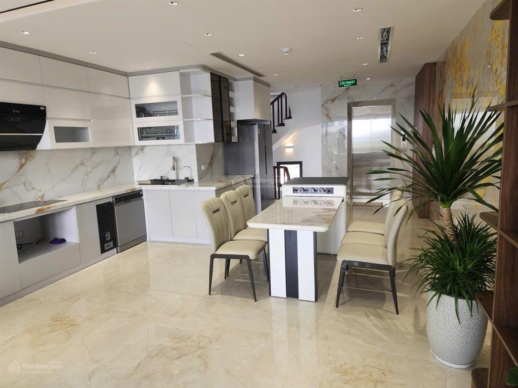 Bán nhà phân lô 918 phúc đồng, dt 86m2, 8 tầng 2 thoáng, garra, thang máy, full đồ.