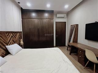 Nhà 4 tầng, 2 mặt tiền điện biên phủ và đường 10.5 gần cầu vượt, dt đất 175m2