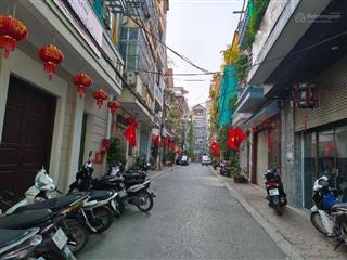 Bán đất phố kẻ tạnh, giang biên. 65m2, mt 5.5m, giá 9.8 tỷ. oto tránh, sát mặt phố