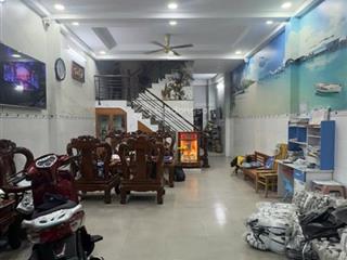 Mặt tiền kd  đường 16  ngay cầu bưng  nhà 3 tầng 90m2(5x18)  giá 6.5 tỷ