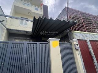 Nhà đẹp 3 tầng 100m2 (5.6x18)  hồ học lãm  giá 6.85 tỷ