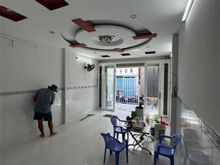 Nhà đẹp 2 tầng 100m2(4x25)lê tấn bêbến xe miền tâygiá 4.8 tỷ
