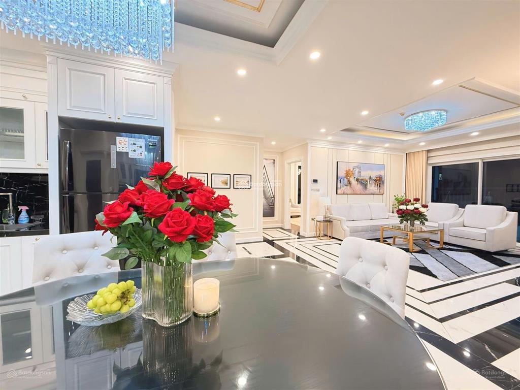 Giá chuẩn cho thuê cc đẹp xuất sắc tại tây hồ residence, 10 triệu/th, căn 2pn view hồ tây