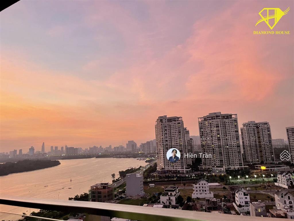 Căn góc 2pn view quận 1  giá siêu tốt 8,8 tỷ (bao hết), full nội thất, gọi tư vấn ngay 0334 237 ***