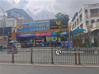 Siêu vị trí góc 2 mật tiền võ thị sáu, quận 1  dt 10x18m  xd hầm 7tầng  hđ 80 triệu  45 tỷ