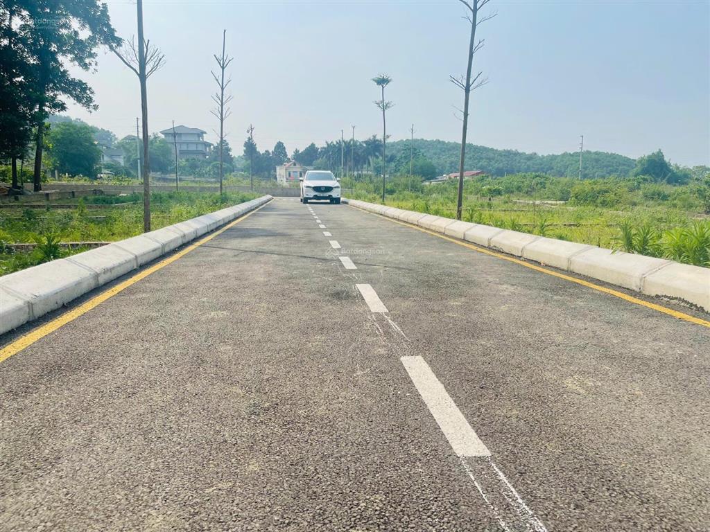 Bán đất ngay trục chính bãi dài, sát đhqg, metro số 5, điểm dừng xe bus, đltl dt 76m2 giá 3, x tỷ