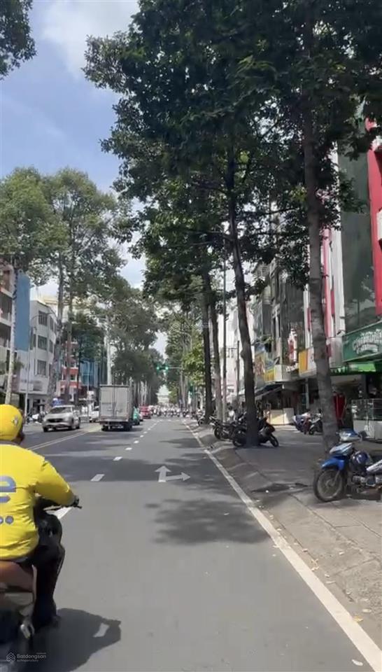 Mặt tiền ngô gia tự q10 ngang 3,5m dài 12m nở 4,8m 4 tầng giá chỉ 20 tỷ có dòng tiền 35 triệu/tháng