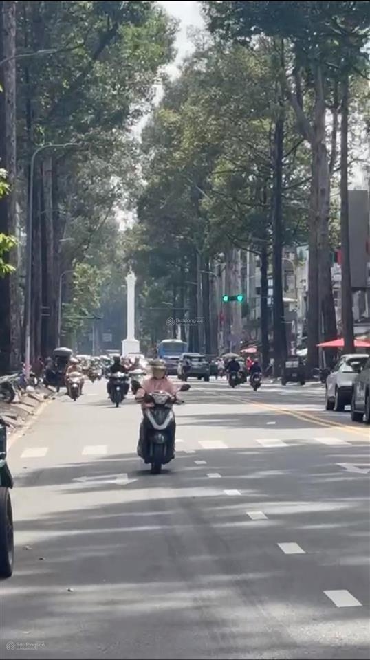 Mặt tiền ngô gia tự q10 ngang 3,5m dài 12m nở 4,8m 4 tầng giá chỉ 20 tỷ có dòng tiền 35 triệu/tháng