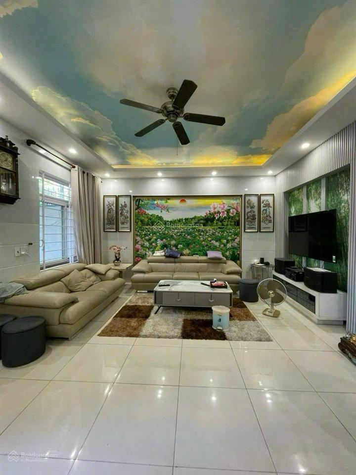 Chủ nhà kẹt tiền bán gấp mặt tiền dương văn an, an phú, q.2  10x20m nở hậu, hầm 2 lầu thang máy