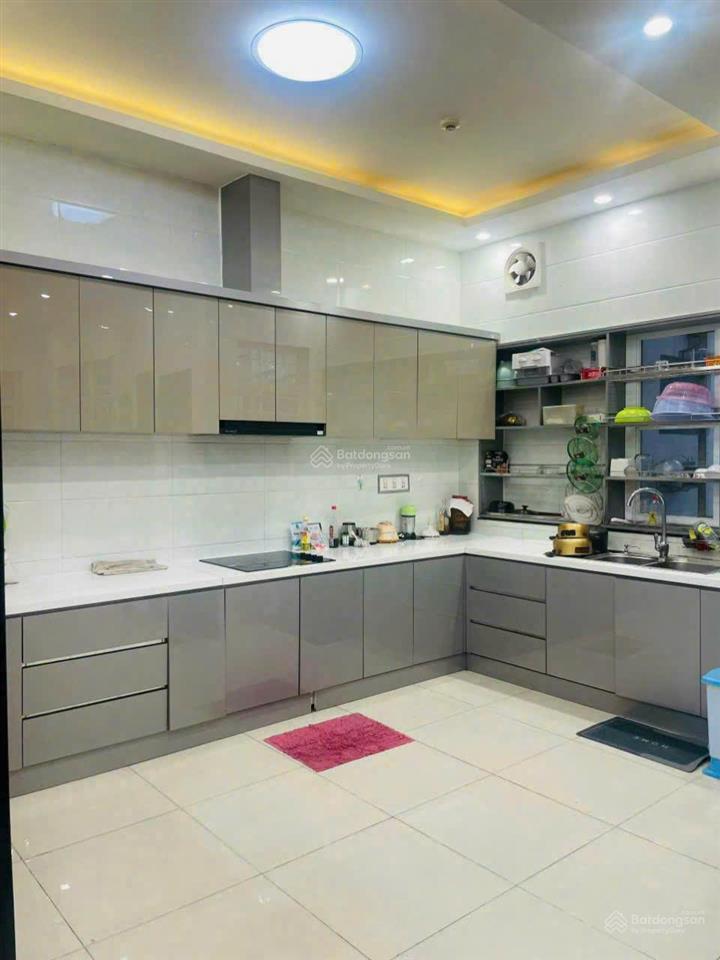 Chủ nhà kẹt tiền bán gấp mặt tiền dương văn an, an phú, q.2  10x20m nở hậu, hầm 2 lầu thang máy