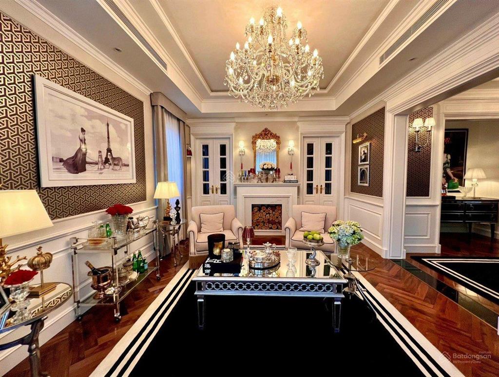 Cần tiền bán gấp góc 2mt hoàng hoa thámphan đăng lưu, dt 12x35m,kc1h7thđt 400tr giá 82 tỷ