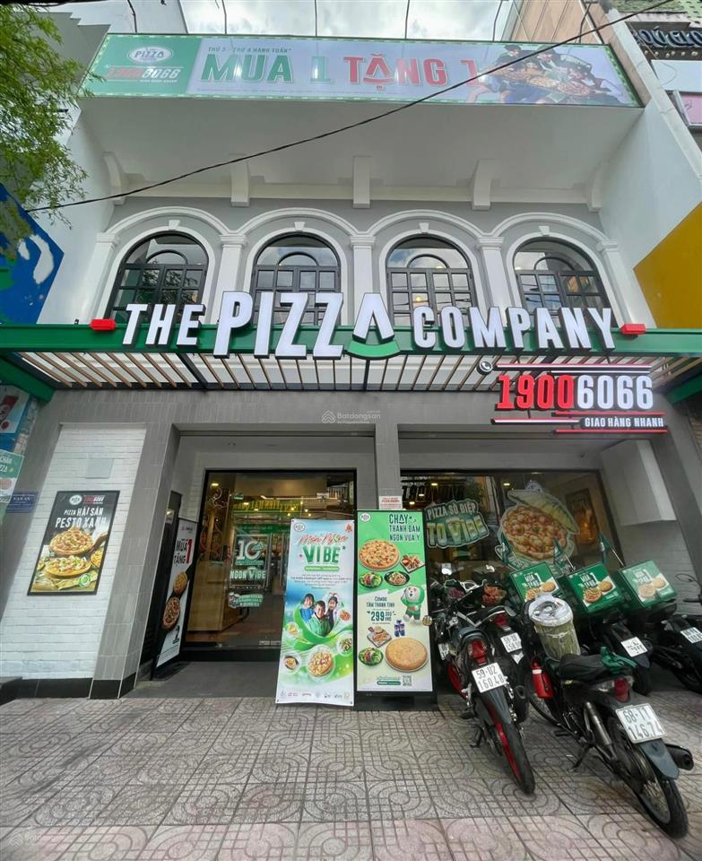 Định cư bên nước ngoài  bán gấp mặt tiền nguyễn gia trí  dt 9x20m  kc 3 tầng  giá 75 tỷ