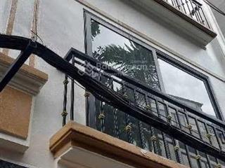 Cầu tó ô tô đỗ cổng 34mx5t chỉ 5,1 tỷ