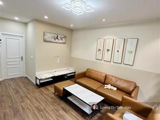 Bán nhà đẹp hiếm 4 tầng52m2mt 5mlõi bồ đềnguyễn văn cừ gara  ô chờ thang máy  full nội thất