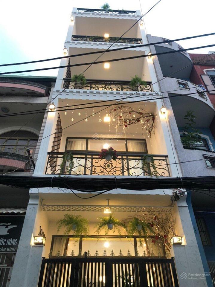 Siêu rẻ! hxh cách mạng tháng 8, p. 13, q. 10 (dt 4x15m) lửng 2 lầu sân thượng, giá 11.5 tỷ còn tl