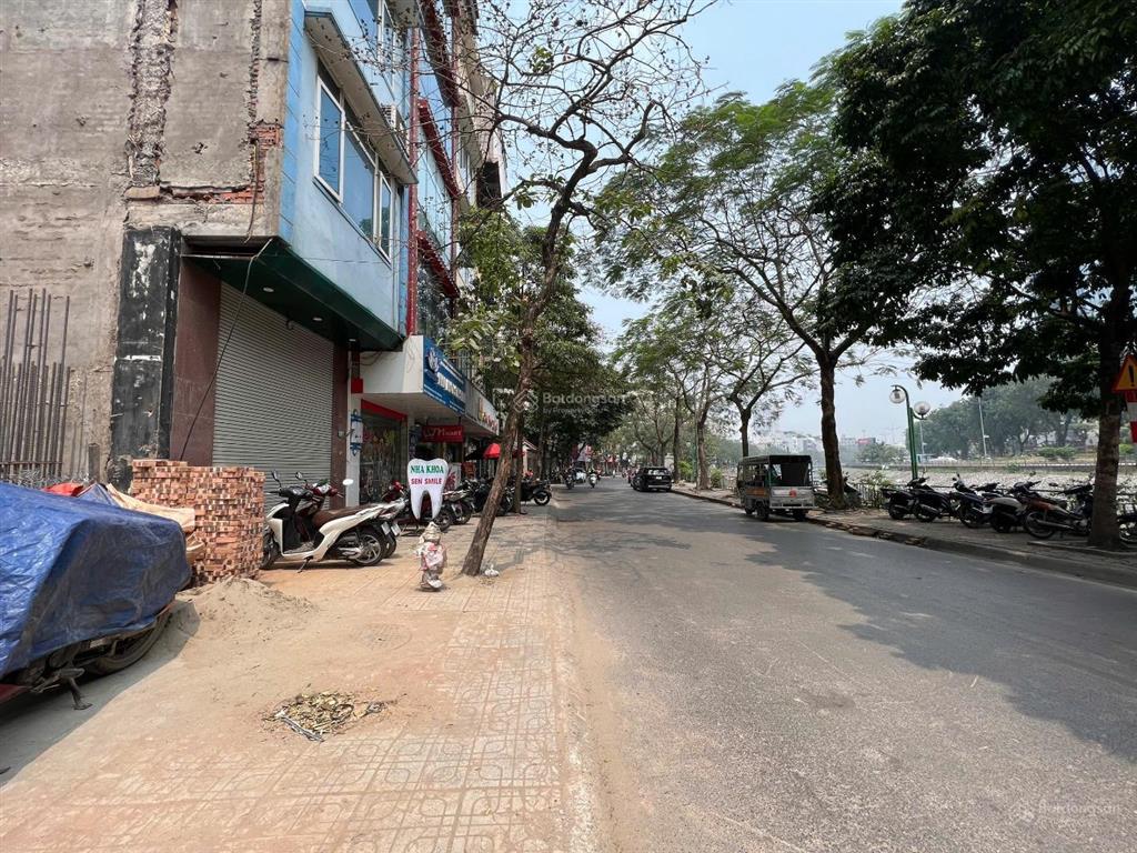 Bán tòa nhà 9tầng, 270m2 mt 9.5m  siêu phẩm víp cầu giấy  mặt tiền quyền lực