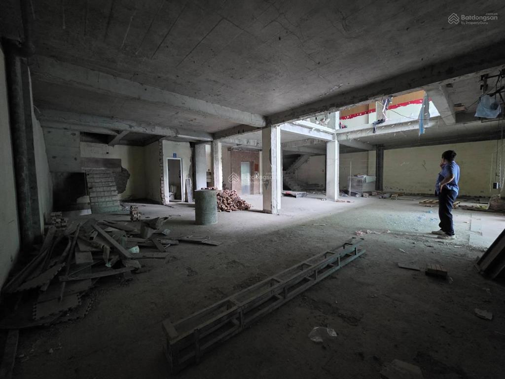 Bán tòa nhà 9tầng, 290m2 mt 16m  siêu phẩm víp cầu giấy  mặt tiền quyền lực