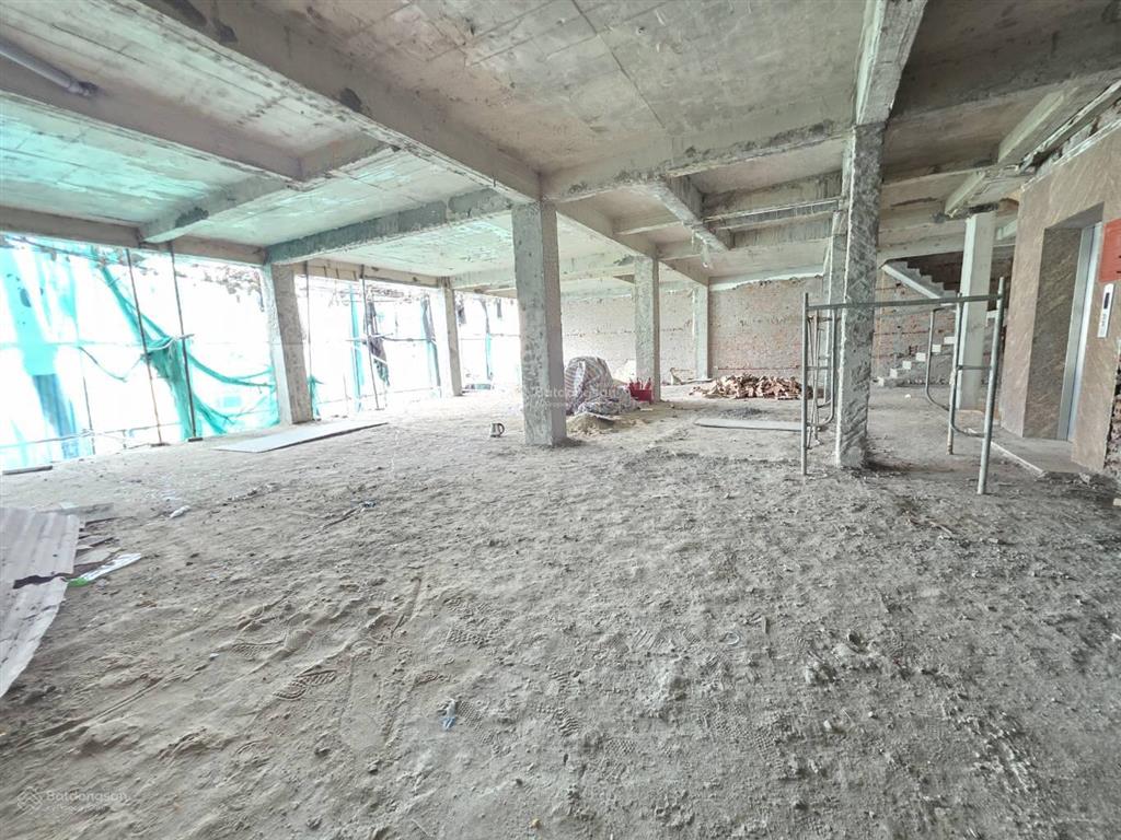 Bán tòa nhà 9tầng, 290m2 mt 16m  siêu phẩm víp cầu giấy  mặt tiền quyền lực