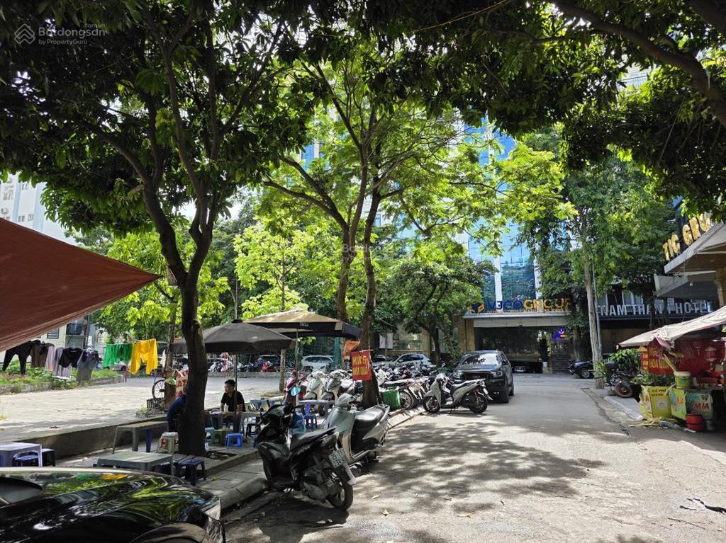 Bán tòa nhà 9tầng, 290m2 mt 16m  siêu phẩm víp cầu giấy  mặt tiền quyền lực