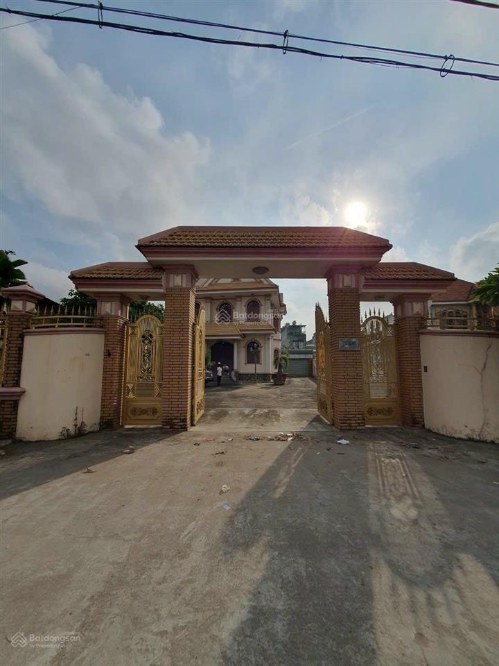 Chủ giảm mạnh bán nhanh lô đất hoàng hữu nam, quận 9 diện tích khủng 1.800m2 với giá 198tỷ ạ