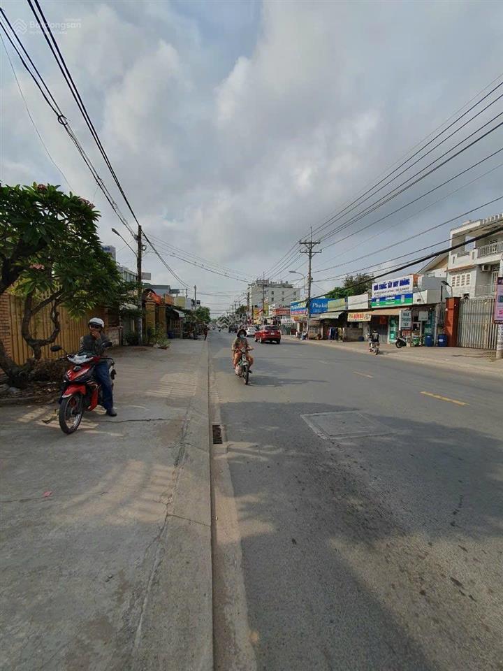 Chủ giảm mạnh bán nhanh lô đất hoàng hữu nam, quận 9 diện tích khủng 1.800m2 với giá 198tỷ ạ