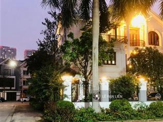 Biệt thự siêu to vị trí đẹp nhất khu tặng nội thất 10 tỷ