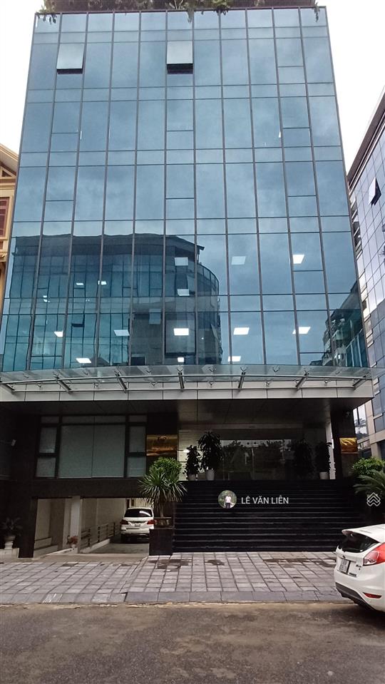 Bán nhà phố hoàng quốc việt dt270m giá 133 tỷ dòng tiền 500 triệu/tháng