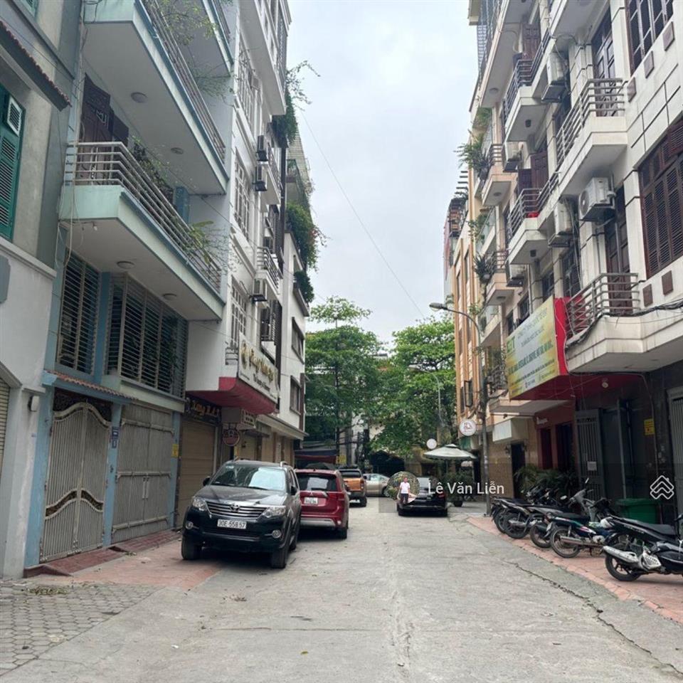 Bán nhà phân lô hồ tùng mậu 70m², mt 4.5m, nội thất đẹp về ở ngay, giá 17 tỷ ô tô tránh