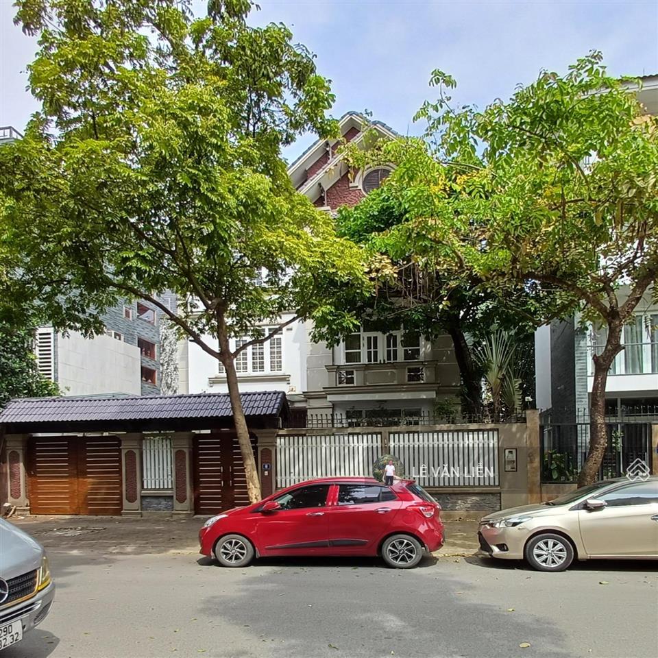 Bán biệt thự song lập kđt dịch vọng 310m²  gần công viên cầu giấy  5 tầng thang máy  giá 90 tỷ