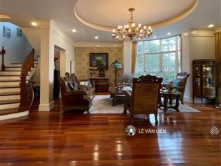 Bán biệt thự song lập kđt dịch vọng 310m²  gần công viên cầu giấy  5 tầng thang máy  giá 90 tỷ