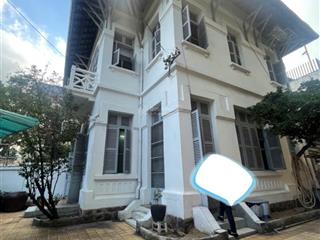 Villa cũ 12x18m (cn 310m2) hẻm nguyễn văn trỗi, p8, phú nhuận. đơn giá chỉ 65tr/m2