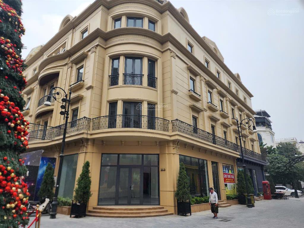 Nhà phố nguyễn xiển căn góc 118m2 5 tầng 2 mặt tiền vỉa hè 6m thông sàn thang máy kinh doanh vip