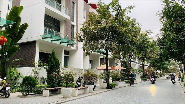 Biệt thự imperia căn duy nhất cần bán 165m 5 tầng mt9m vị trí đẹp nhất dự án
