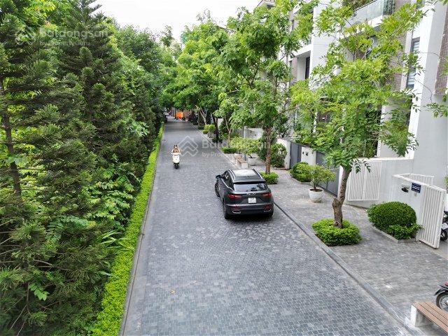 Biệt thự imperia căn duy nhất cần bán 165m 5 tầng mt9m vị trí đẹp nhất dự án
