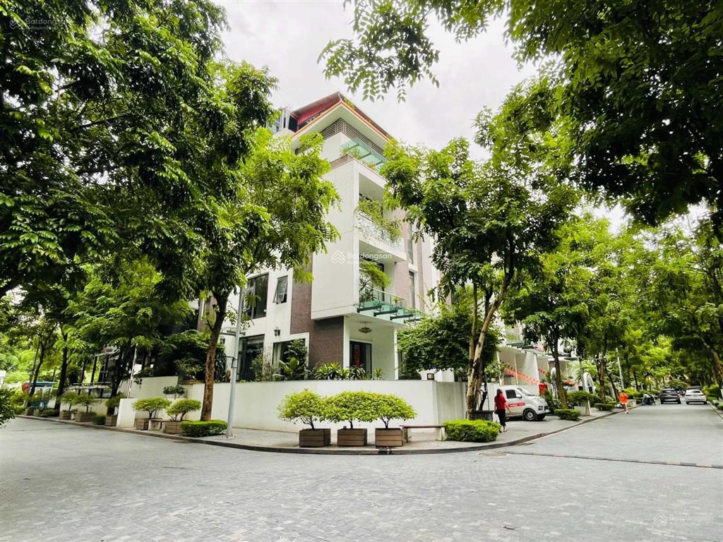 Biệt thự imperia căn duy nhất cần bán 165m 5 tầng mt9m vị trí đẹp nhất dự án