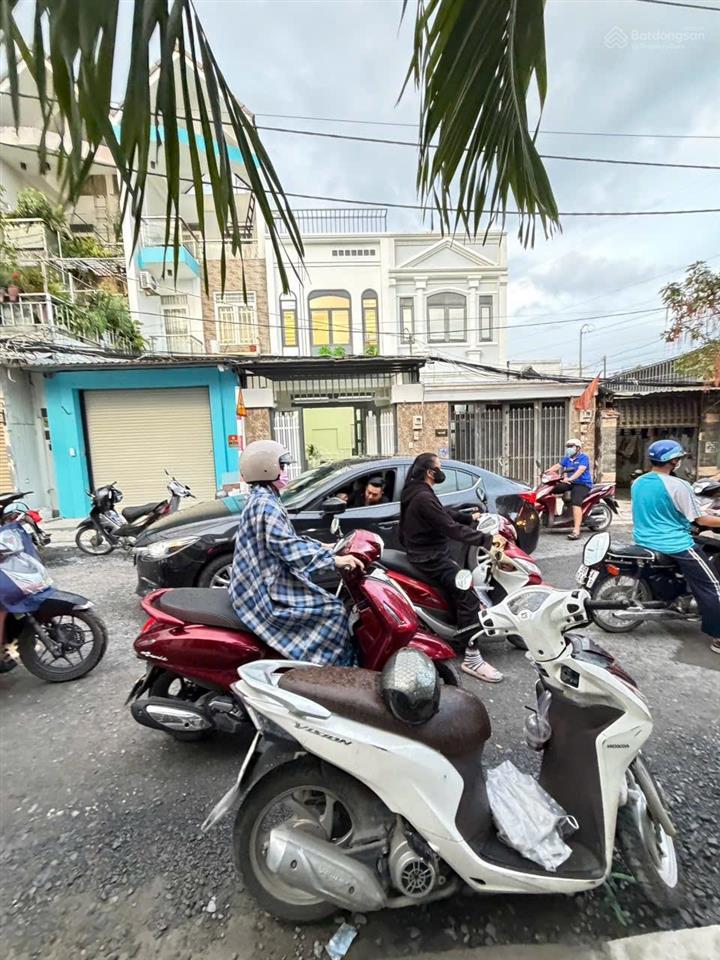 Bán nhà mặt tiền thạnh lộc, q12, 4x15.5m, chỉ 5. x tỷ tl