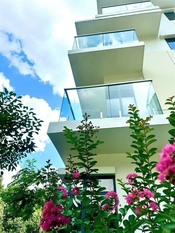 (celadon city)  the glen mua trực tiếp cđt  tk 5pn + 7wc + 7 ban công  dt 299 m2  ck hấp dẫn