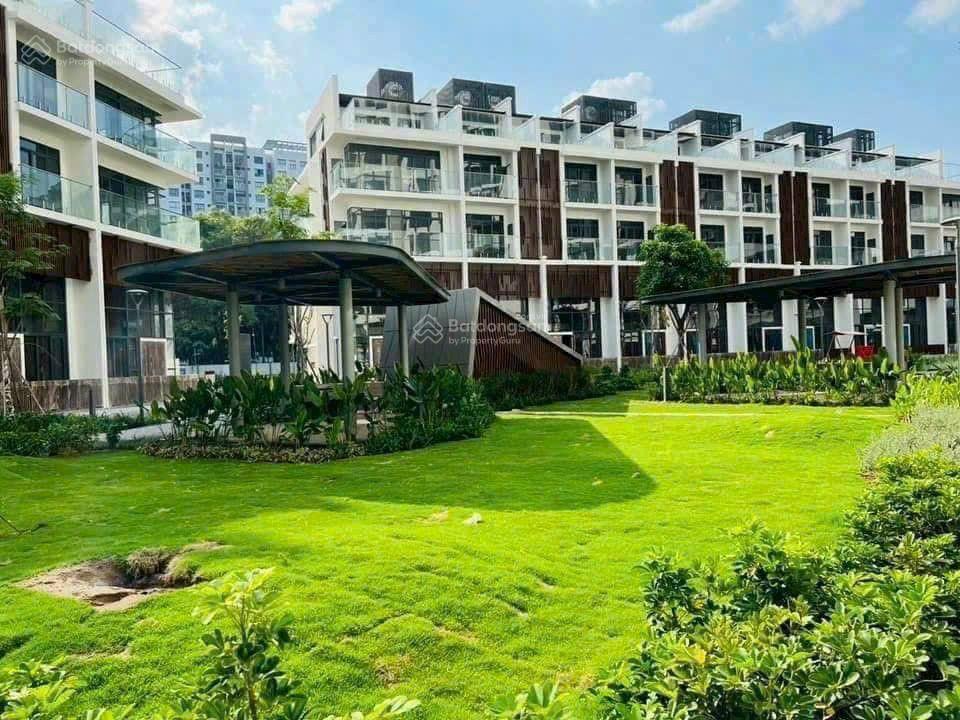 (celadon city)  the glen mua trực tiếp cđt  tk 5pn + 7wc + 7 ban công  dt 299 m2  ck hấp dẫn