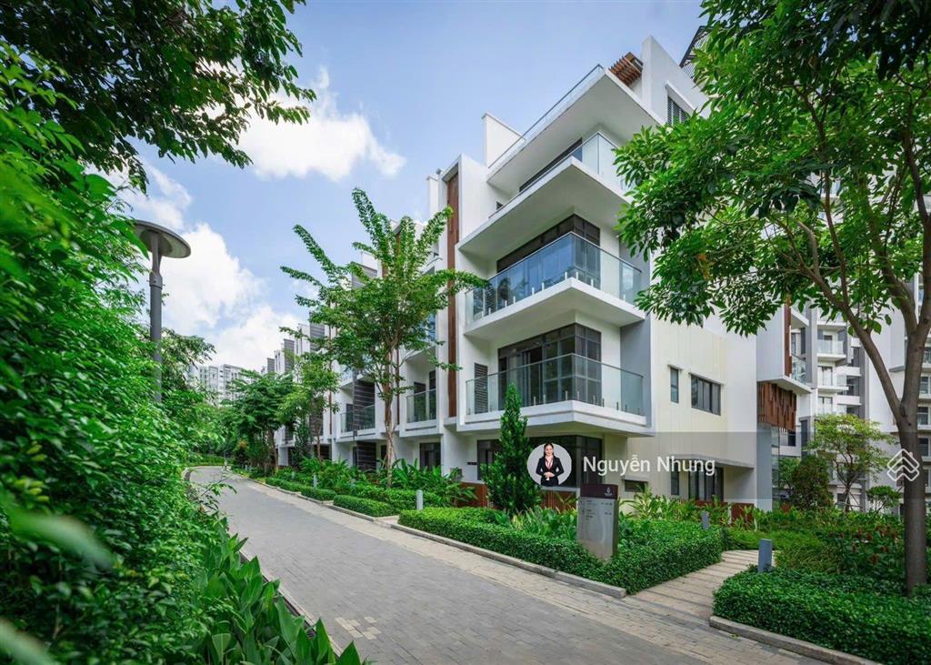 (celadon city)mua trực tiếp căn 5pn+ 6wc,dt 299 m2 tt 20% nhận nhà  góp 36 th không lãi  ck 27%