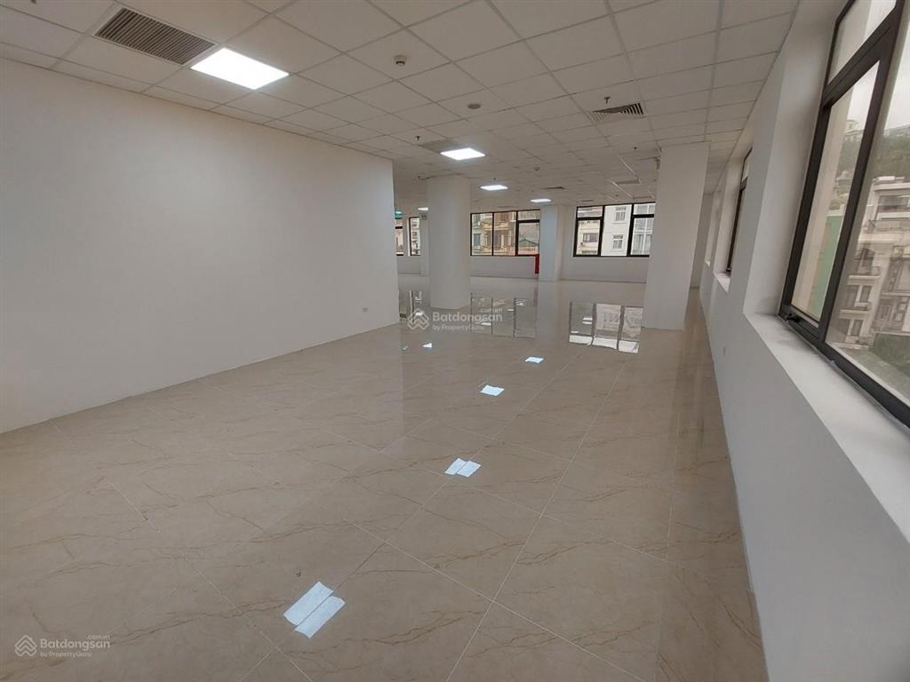 Cho thuê tòa nhà văn phòng shb hạ long  vị trí đắc địa trung tâm sầm uất nhất tp hạ long