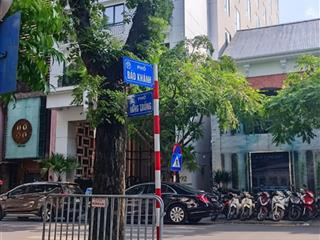 Bán nhà mặt phố báo khánh,hoàn kiếm,65m2, lô góc, 7 tầng ,giá tốt, dòng tiền khủng