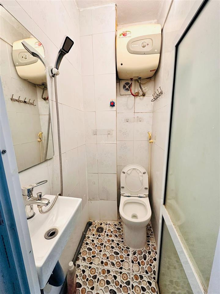 Hiếm có khó tìm!4,35 tỷ có nhà lê duẩn,đống đa,lô góc,ngõ nông,thông 5 tầng 3 ngủ 4wc.