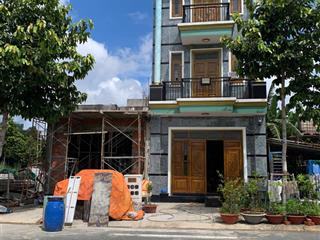 Giảm gấp 300 triệu bán nhanh 5x17 full thổ cư vào ở được ngaydân đông sát chợ &kcn mỹ phước 2
