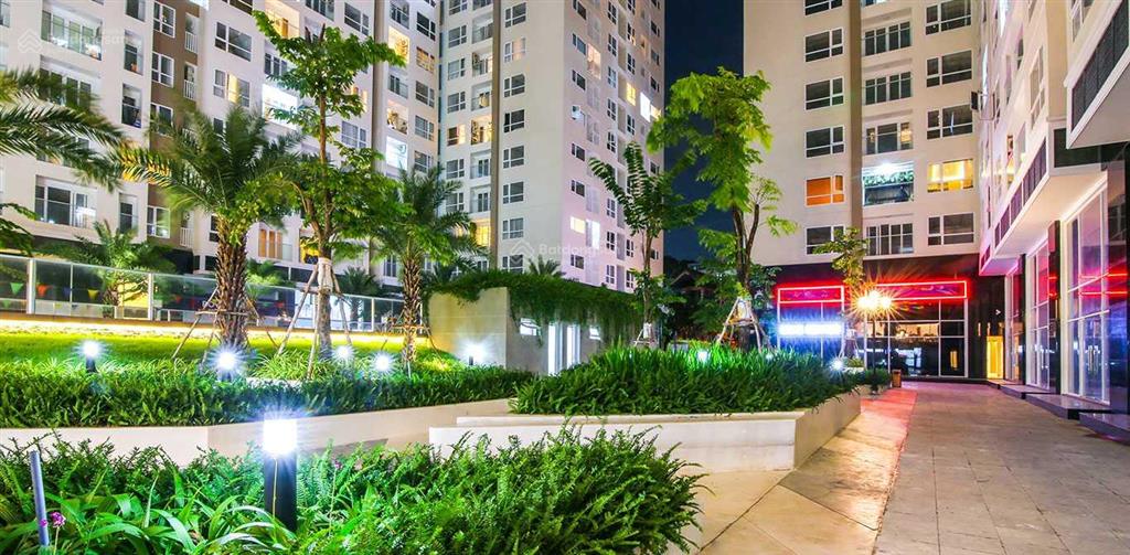 Bán gấp căn hộ officetel 48m2 view đẹp giá siêu rẻ chỉ 2 tỷ 7, sky center 5b phổ quang