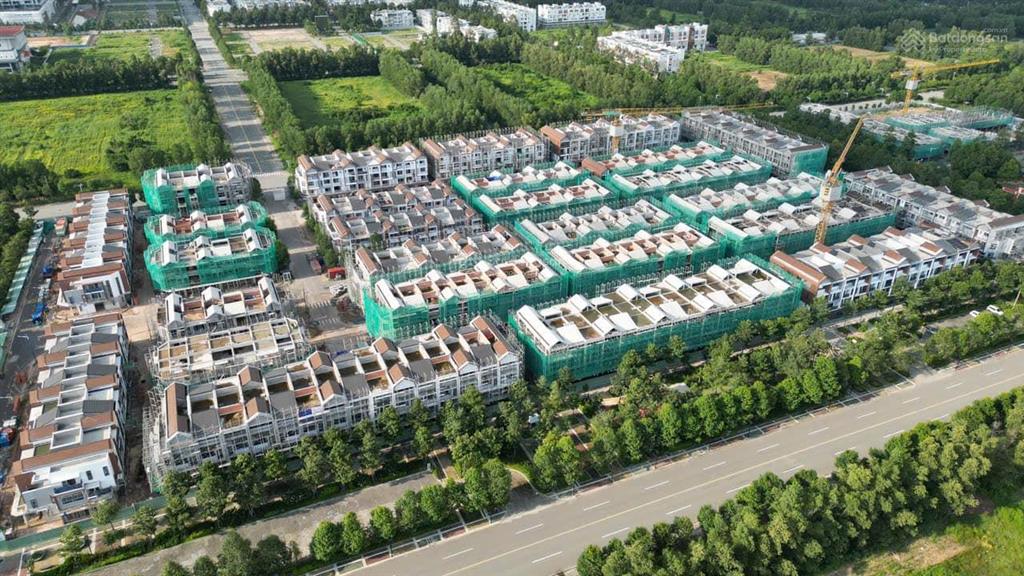 Cho thuê shophouse artisan park tp mới bình dương 95m2, trực tiếp cđt gamuda land