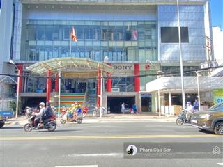 Ngang 12m, hơn 2000m2, có thang máy  tòa nhà 391 cách mạng tháng tám, quận 3